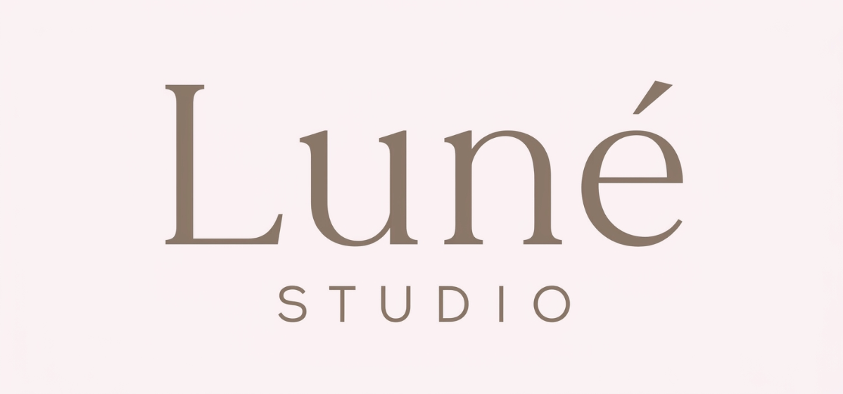 Логотип Lune Studio